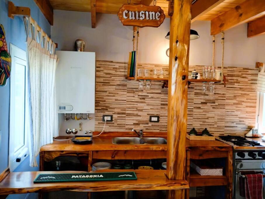 Cabana La Marilena, Para 2 Huespedes Con Desayuno El Calafate Exterior photo